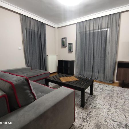 Cozy Apartment Near The Sea In Palaio Faliro Athen Exterior foto